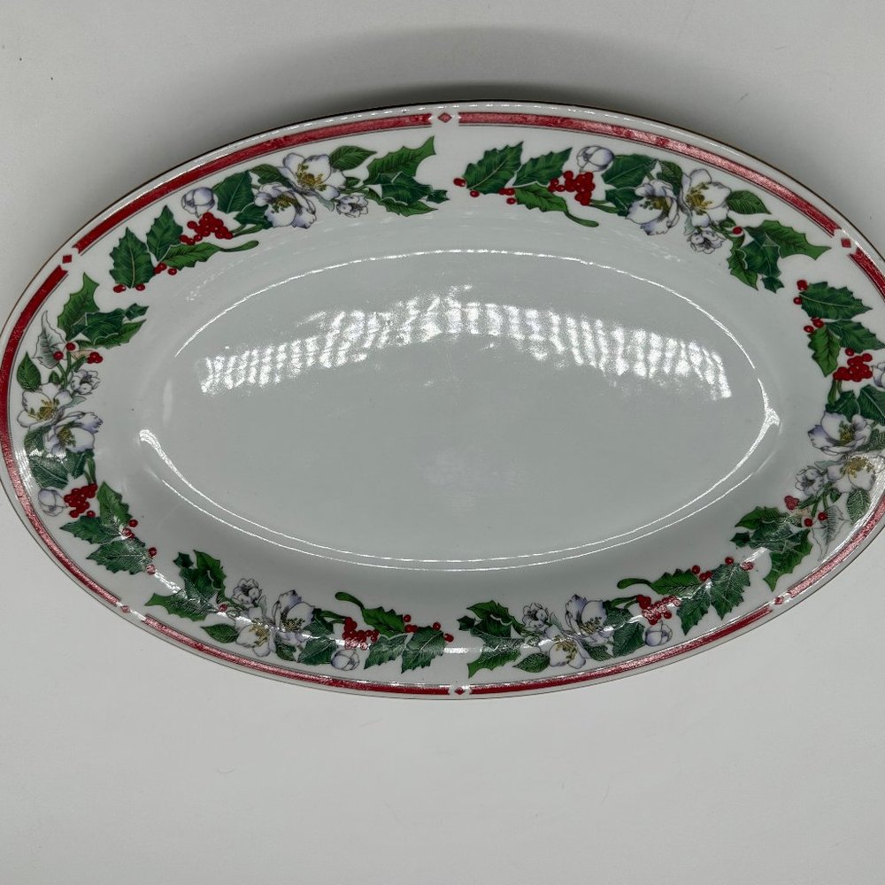 Lynn's China St Saint Maria Oval Serving Platter 14" Christmas Holiday Plate